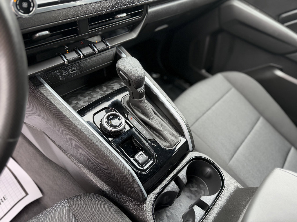 Used 2023 Chevrolet Colorado Trail Boss w/ Advanced Trailering Package image 13