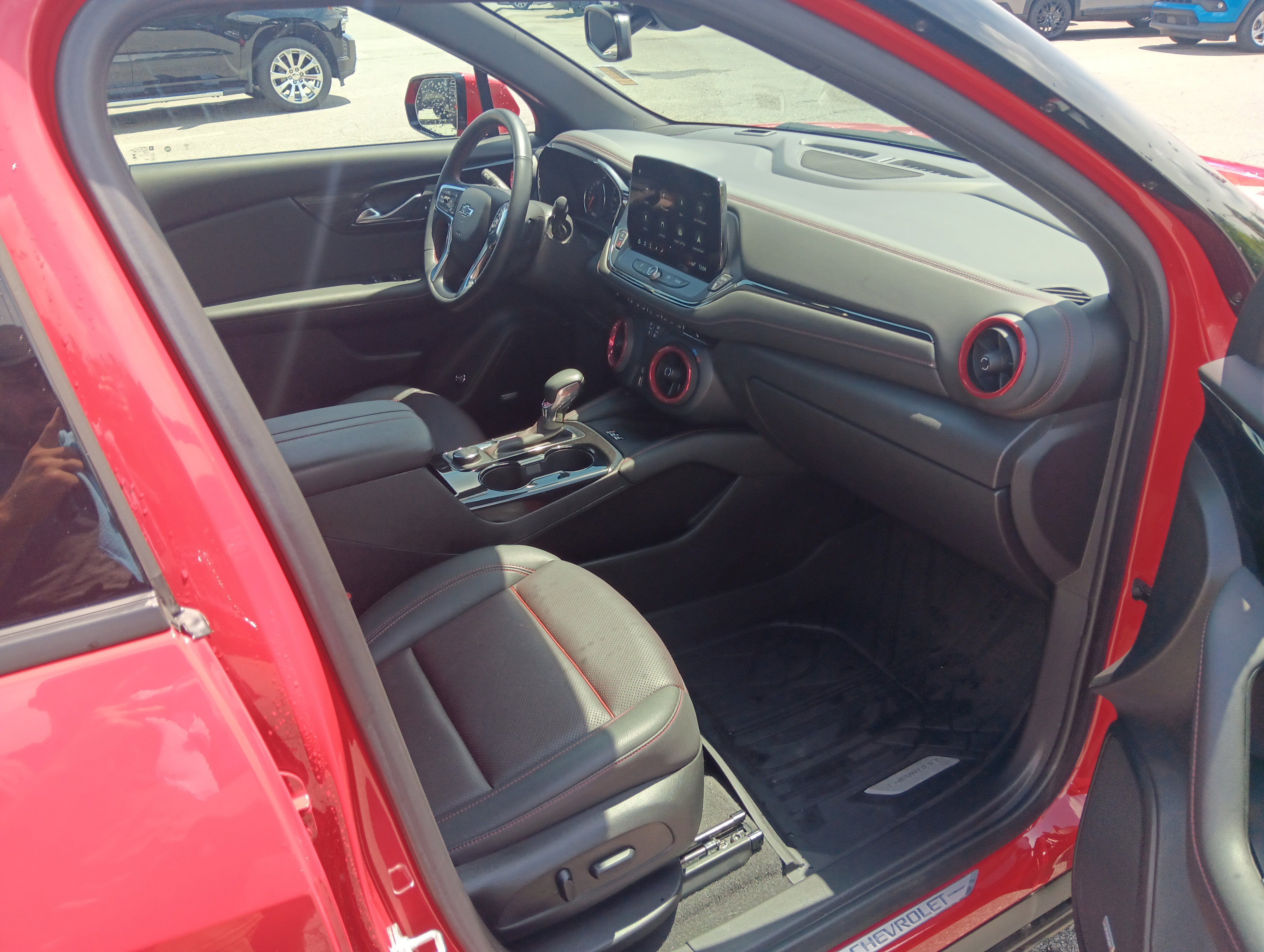 Used 2023 Chevrolet Blazer RS AWD/4WD image 19