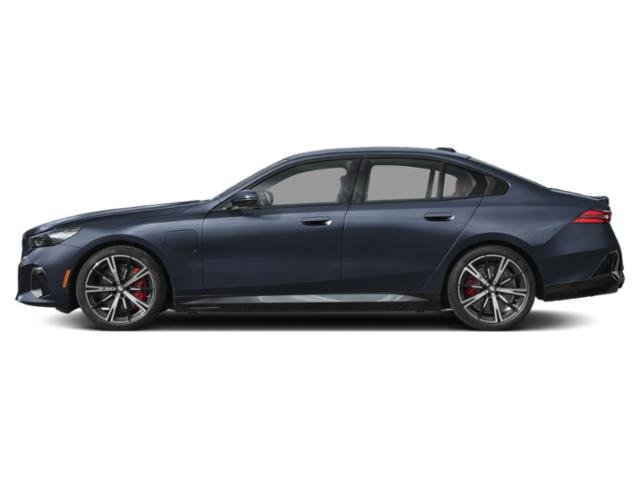 New 2027 BMW 550e xDrive AWD/4WD image 3