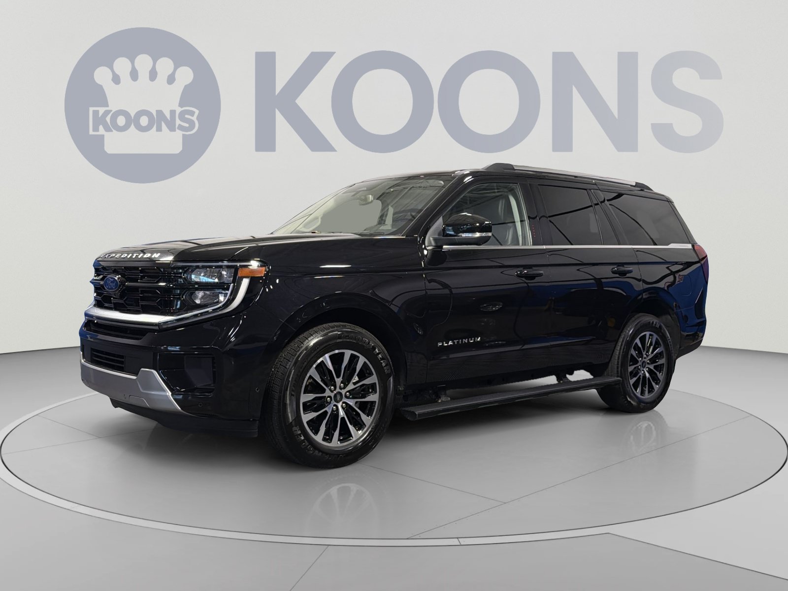 Used 2025 Ford Expedition Platinum AWD/4WD image 1