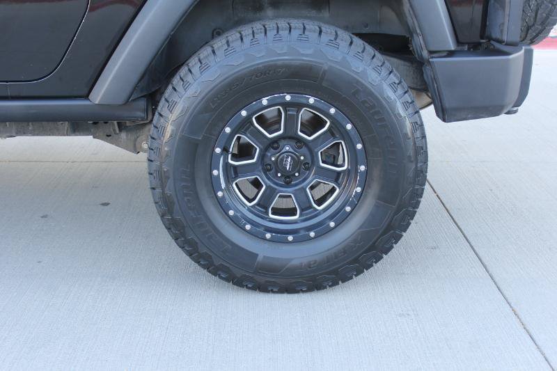 Used 2012 Jeep Wrangler Rubicon w/ PWR Convenience Group AWD/4WD image 28