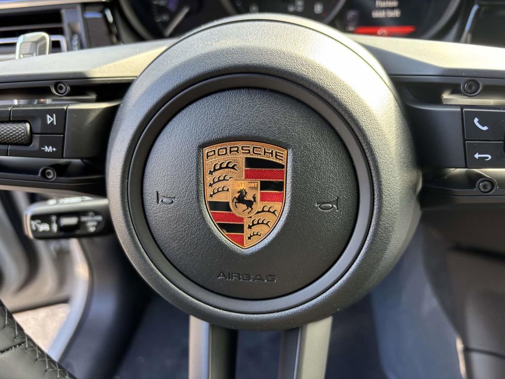 New 2026 Porsche Macan image 29