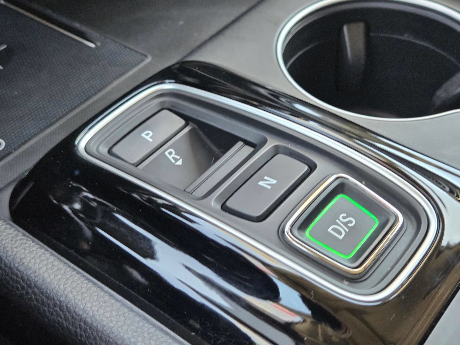 Certified 2024 Honda Pilot Touring image 24