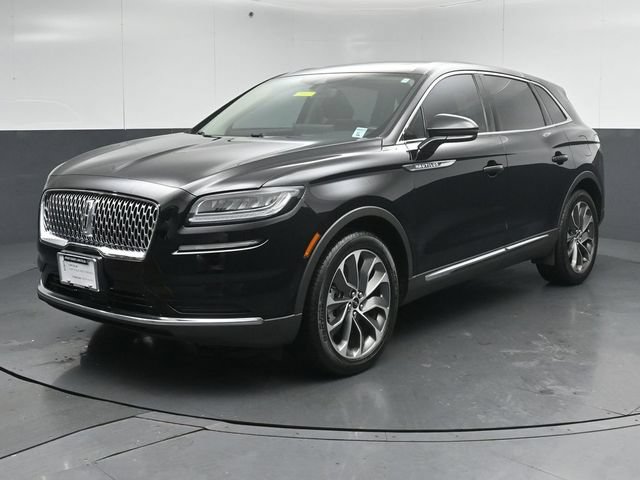 Certified 2023 Lincoln Nautilus Reserve FWD image 3