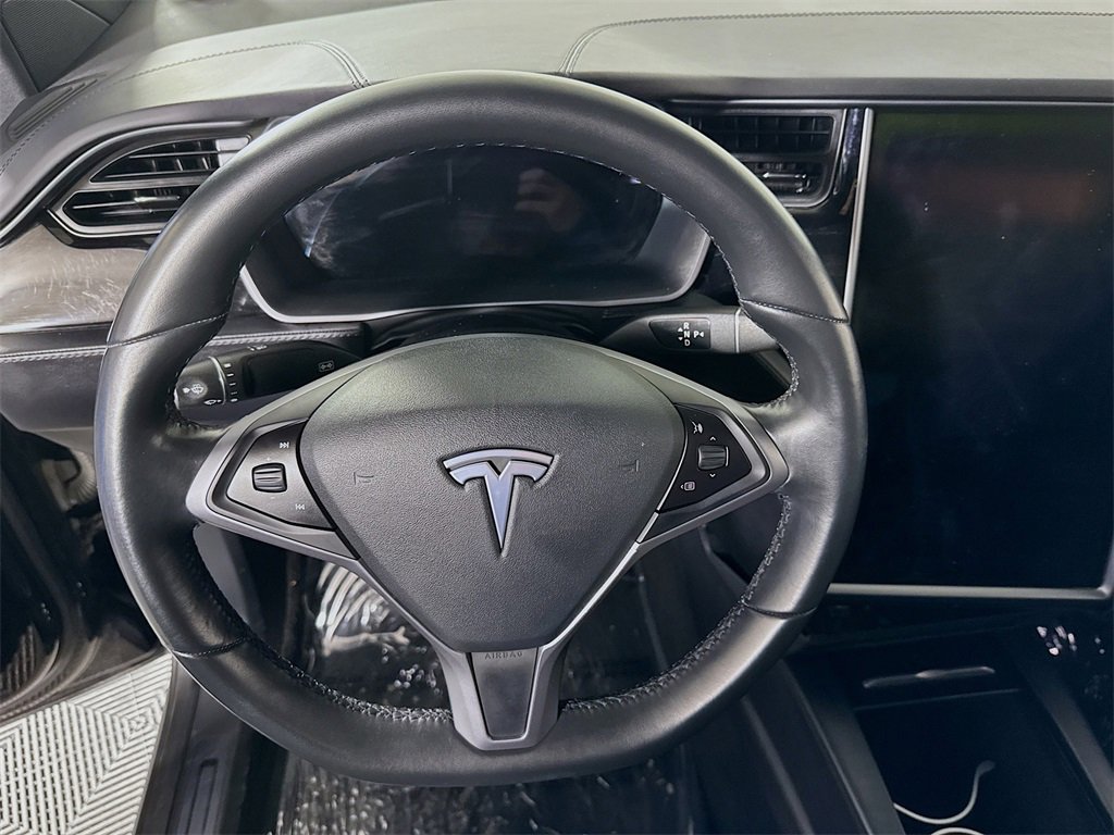 Used 2018 Tesla Model X 100D image 22