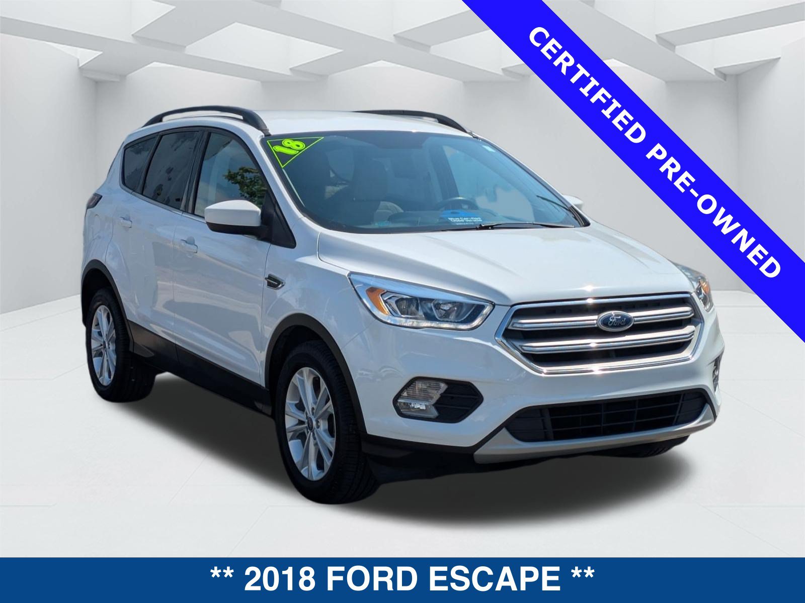 Certified 2018 Ford Escape SEL FWD image 3
