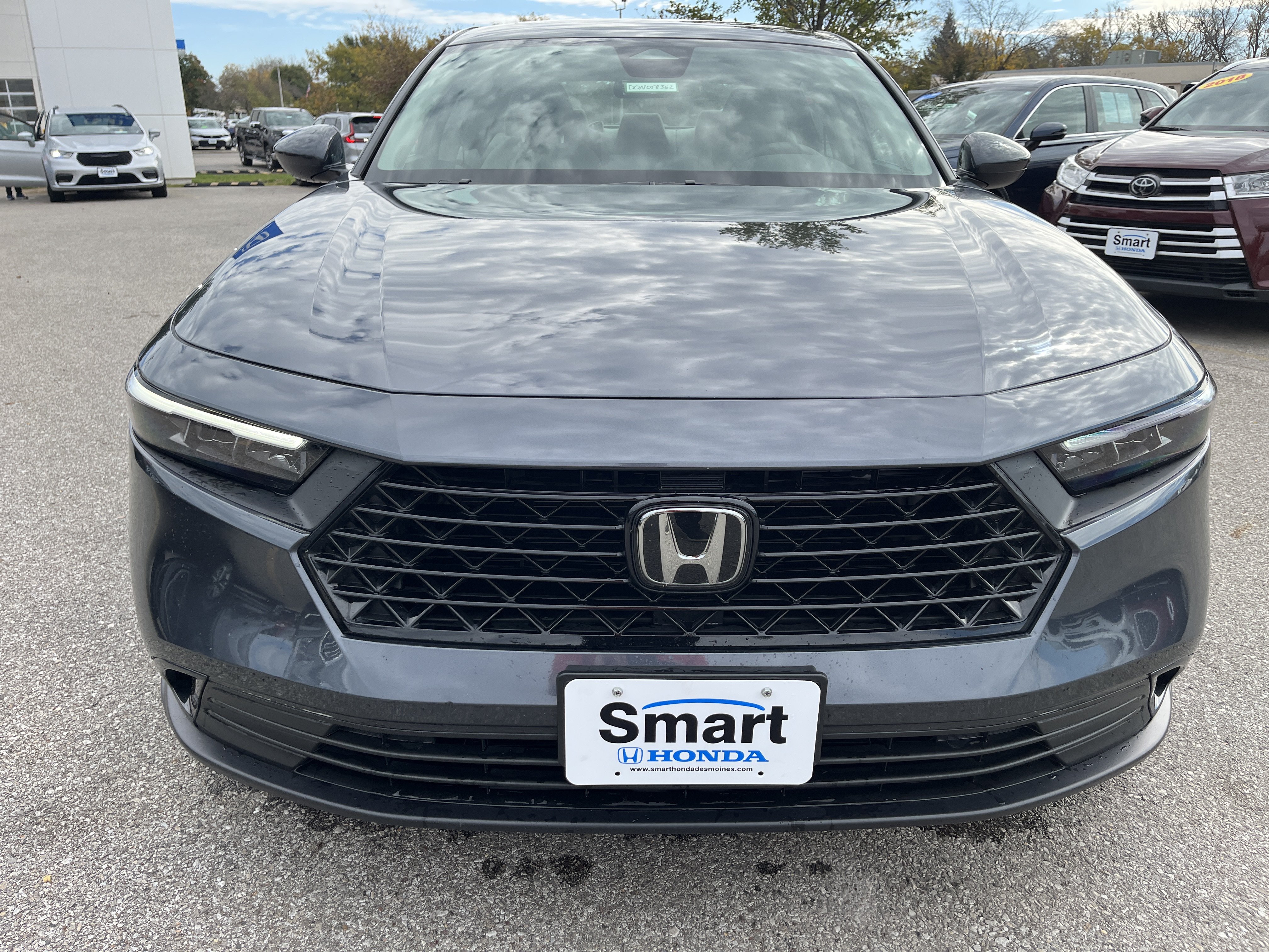 Used 2023 Honda Accord EX image 9