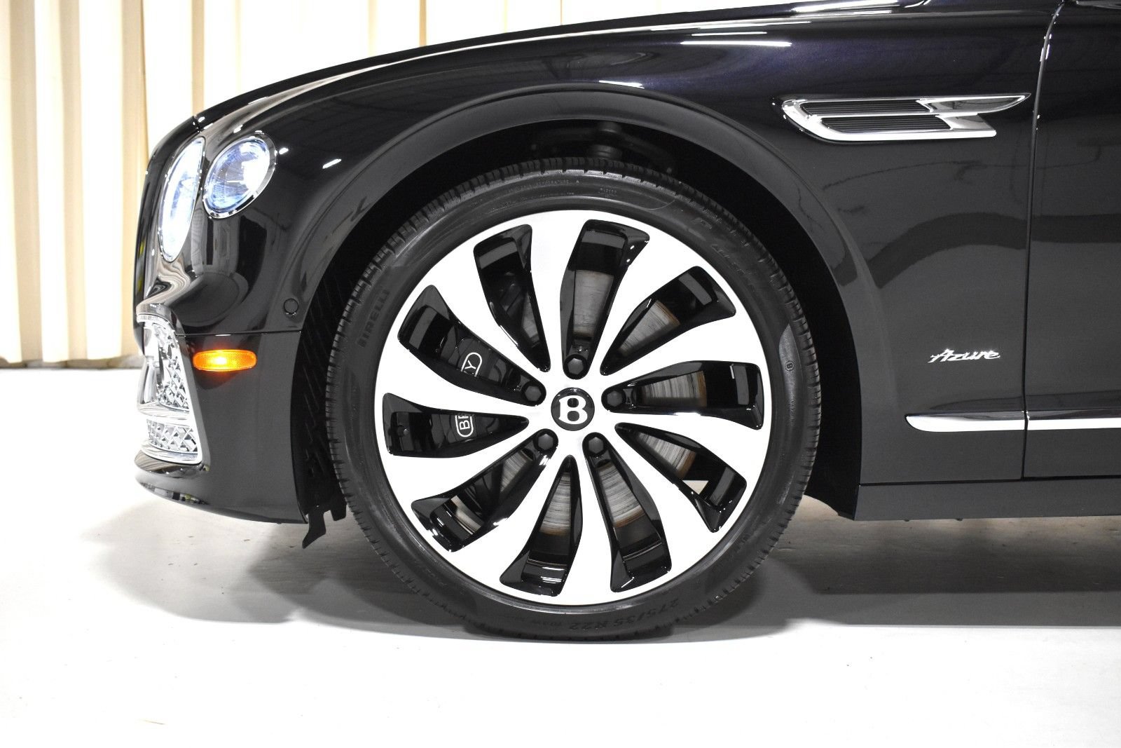 Certified 2023 Bentley Flying Spur Azure AWD/4WD image 6