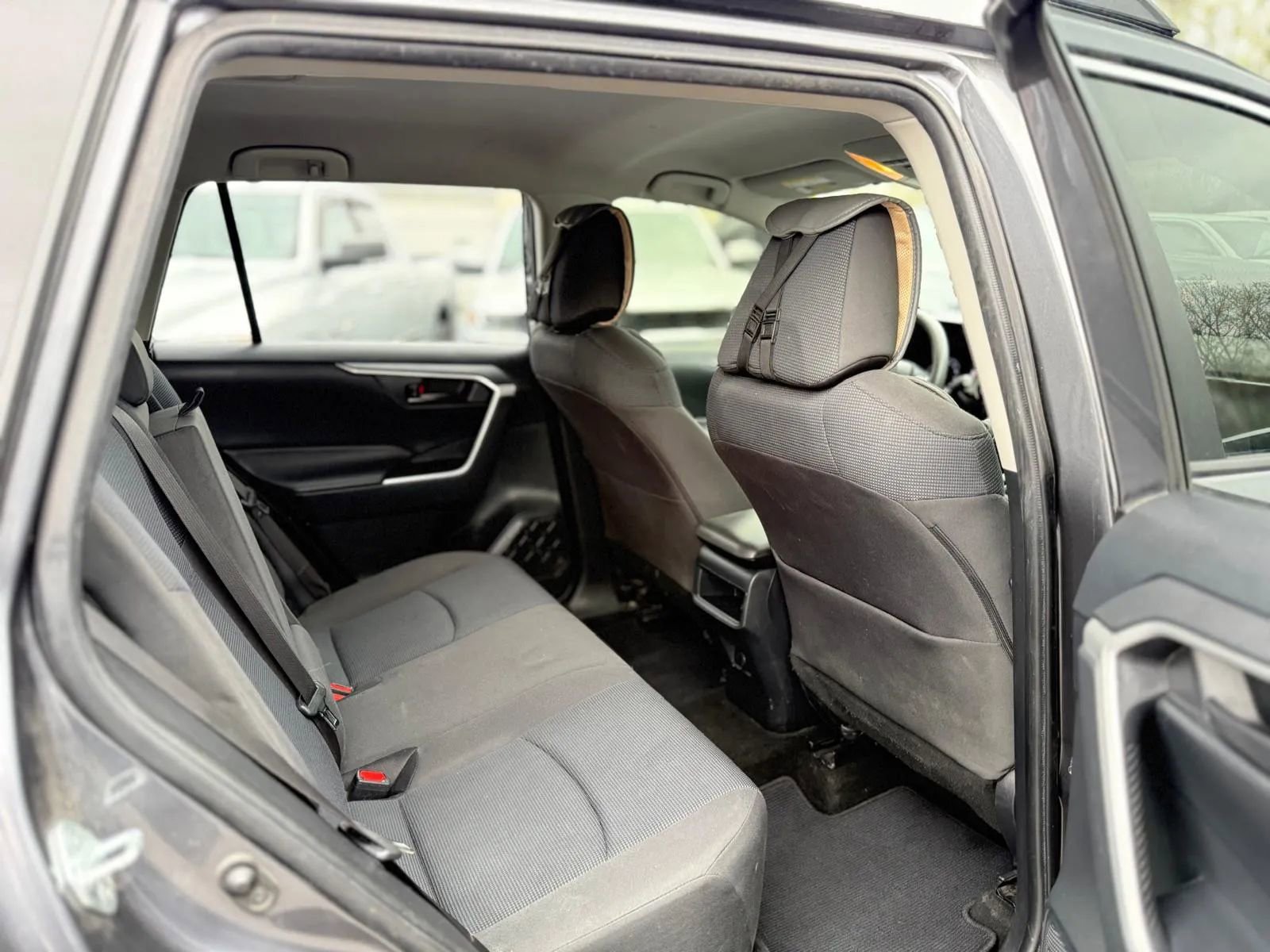 Used 2019 Toyota RAV4 LE w/ All Weather Liner Package AWD/4WD image 11