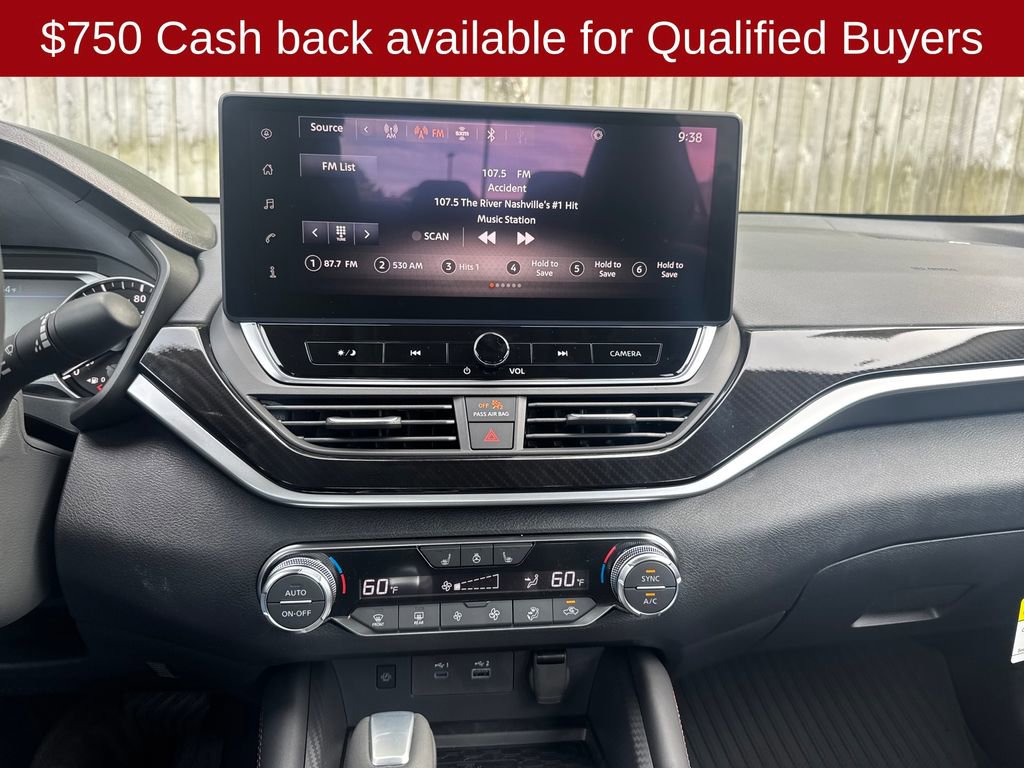New 2026 Nissan Altima 2.5 SR w/ SR Premium Package FWD image 17