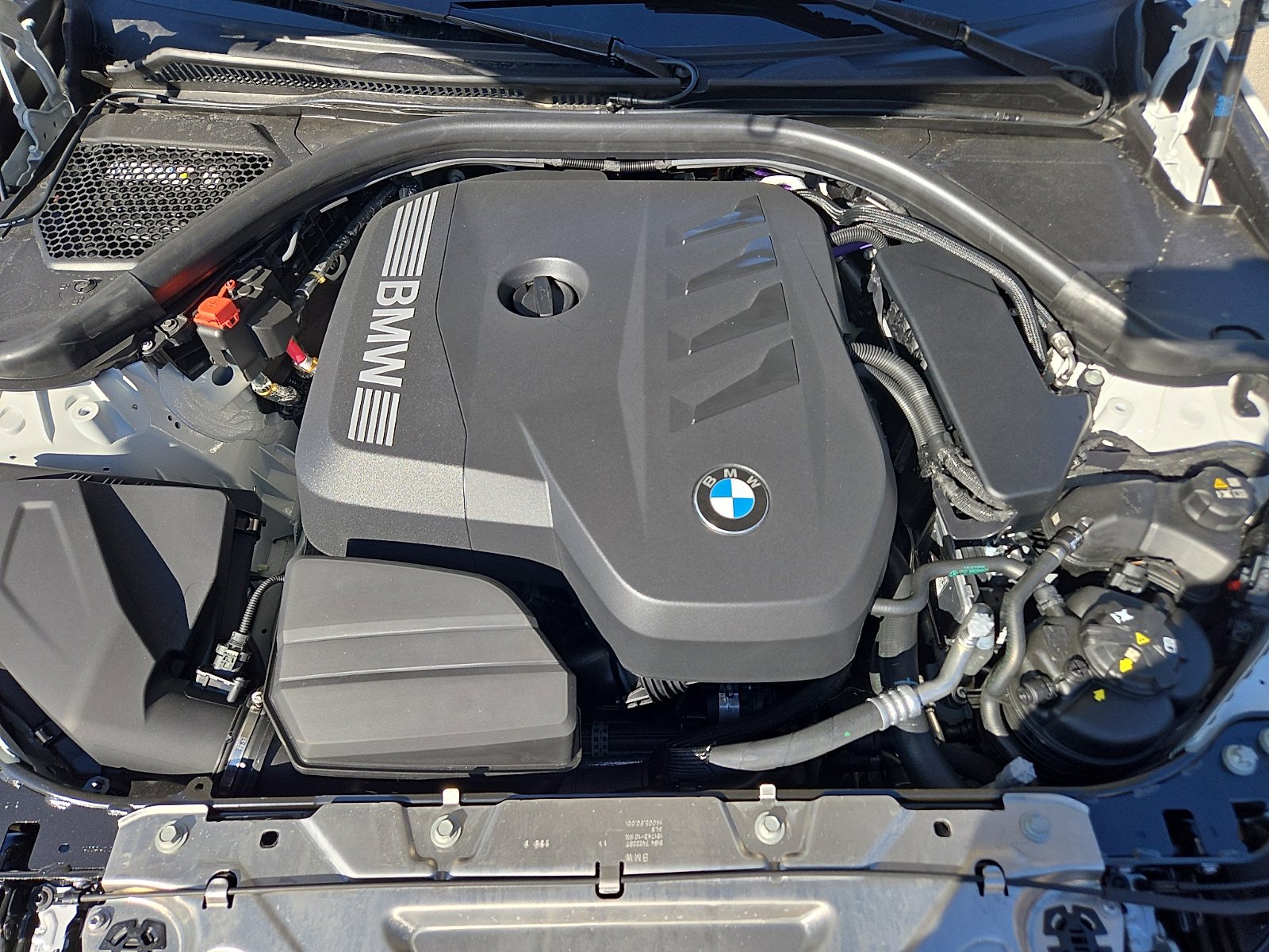 New 2026 BMW 330i xDrive Sedan w/ Premium Package AWD/4WD image 11