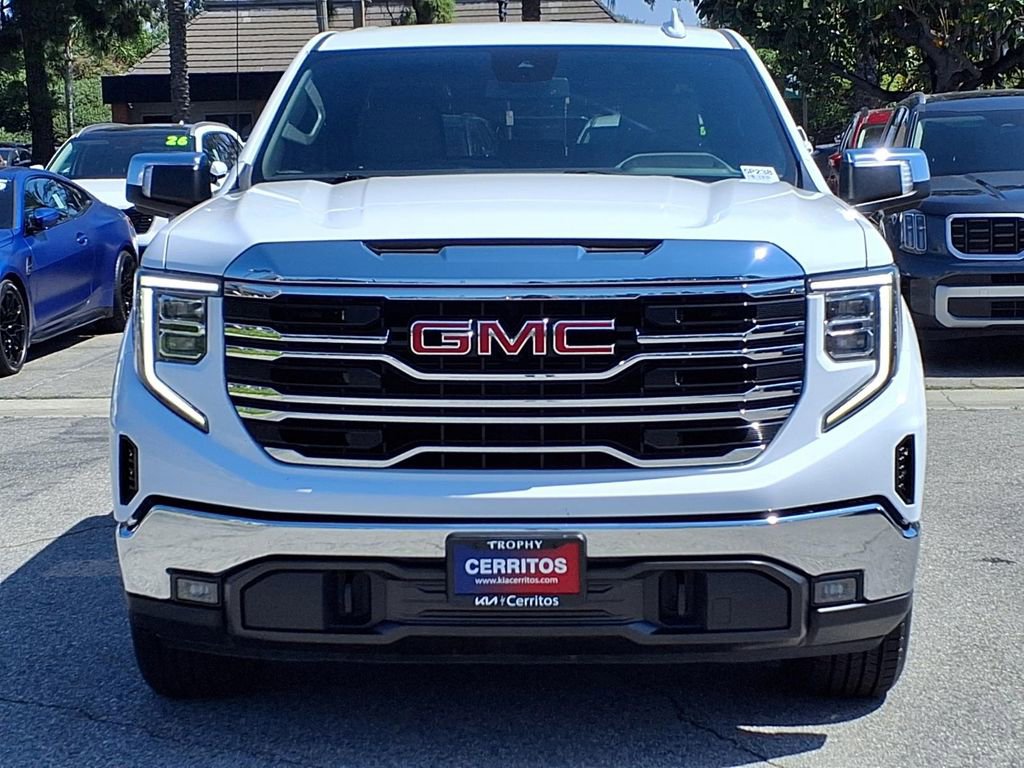 Used 2022 GMC Sierra 1500 SLT w/ SLT Premium Package image 6