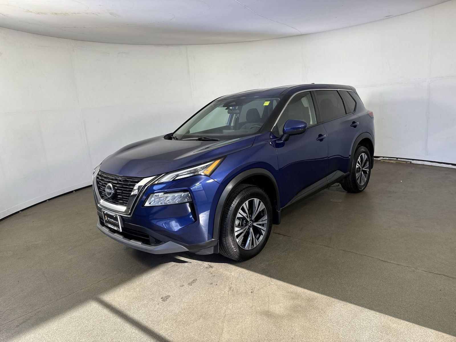 Certified 2022 Nissan Rogue SV AWD/4WD image 2