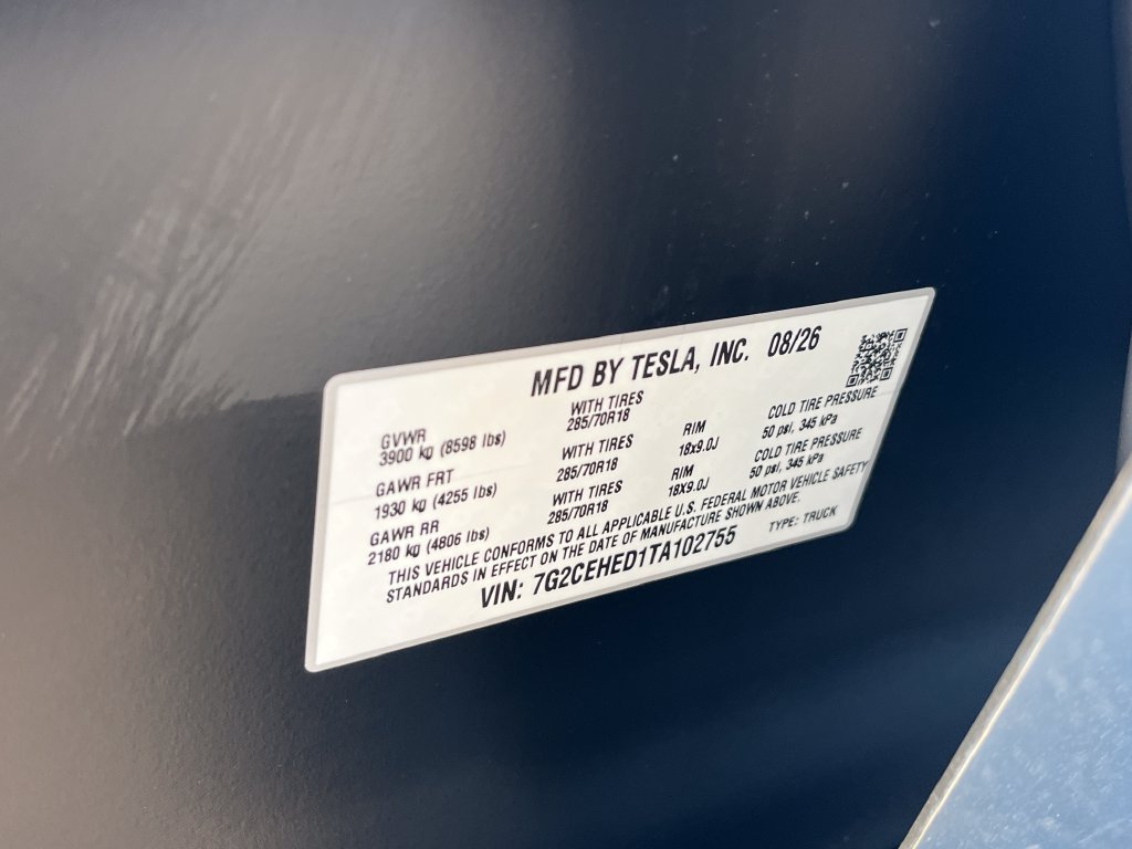 Used 2026 Tesla Cybertruck AWD Crew Cab image 38