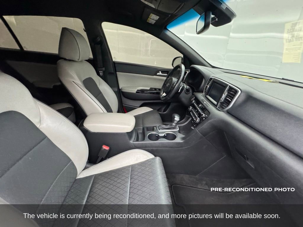 Used 2019 Kia Sportage EX w/ EX Sport Appearance Package image 11