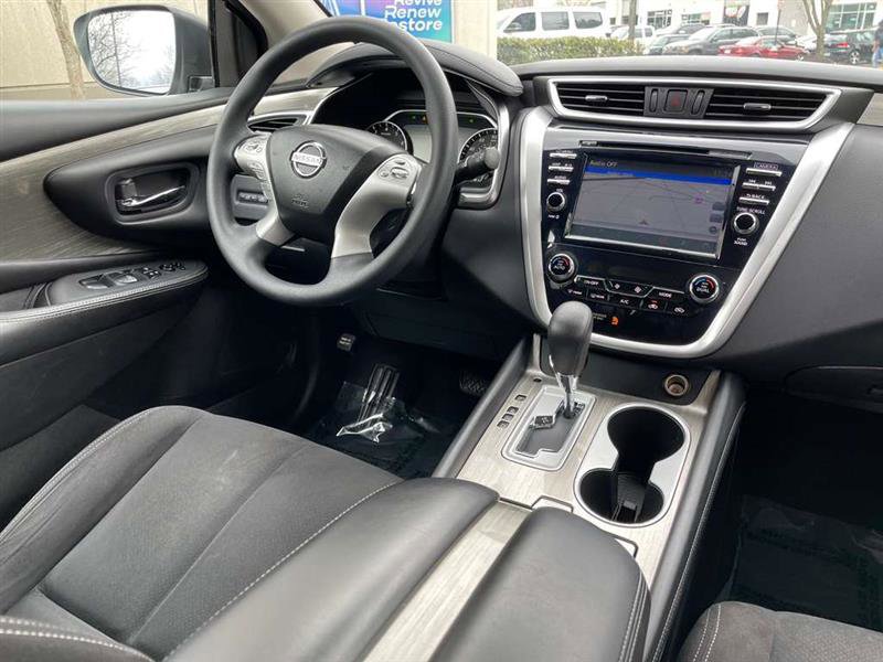 Used 2017 Nissan Murano S w/ Navigation Package image 9
