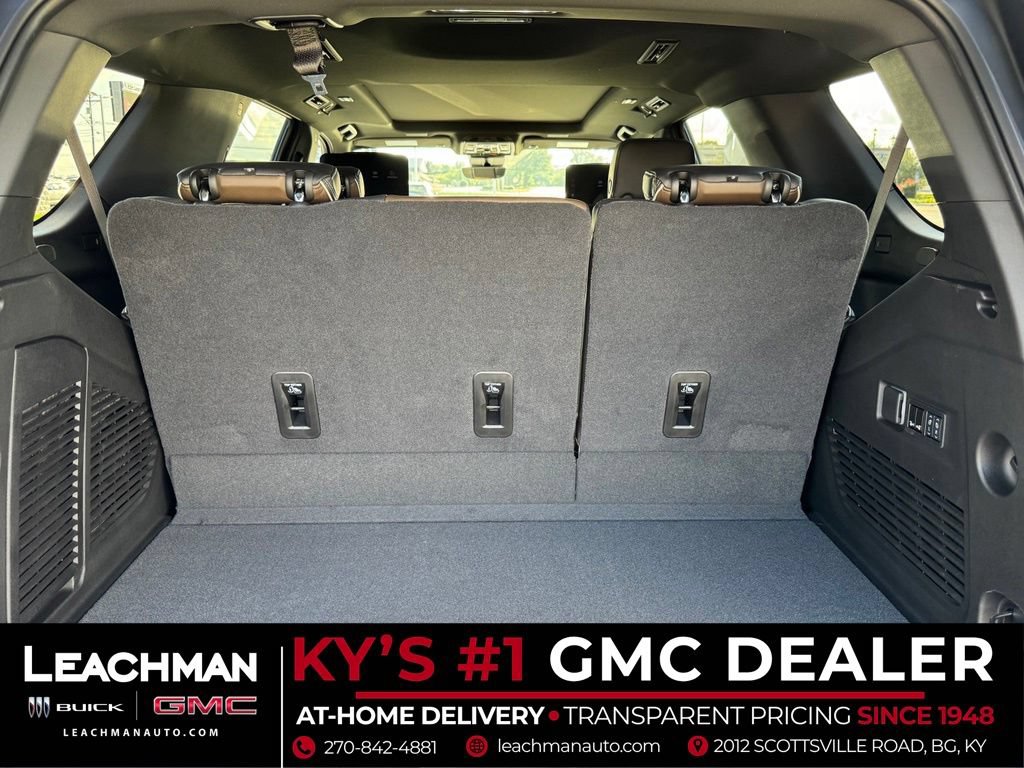 New 2026 GMC Yukon Denali Ultimate w/ LPO, Floor Liner Package AWD/4WD image 32