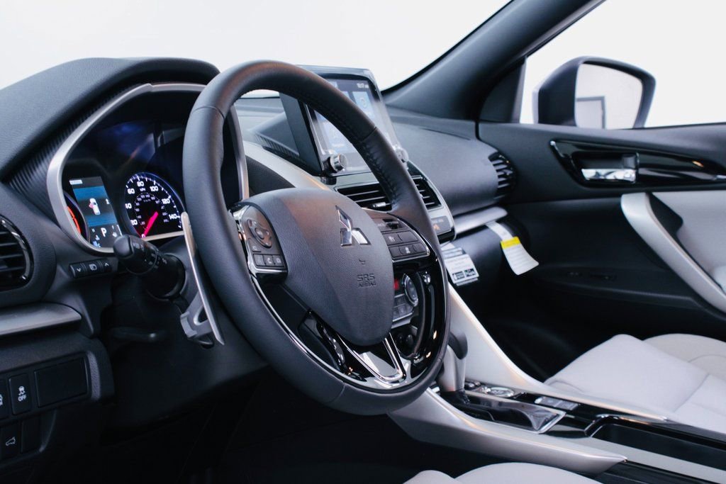 Used 2024 Mitsubishi Eclipse Cross SEL image 5