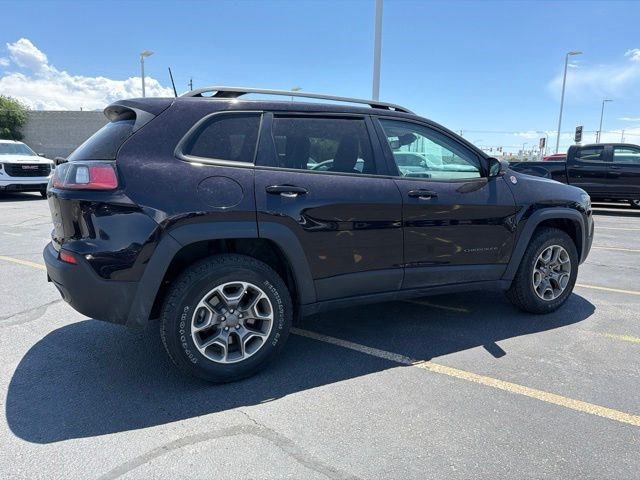 Used 2021 Jeep Cherokee Trailhawk AWD/4WD image 4