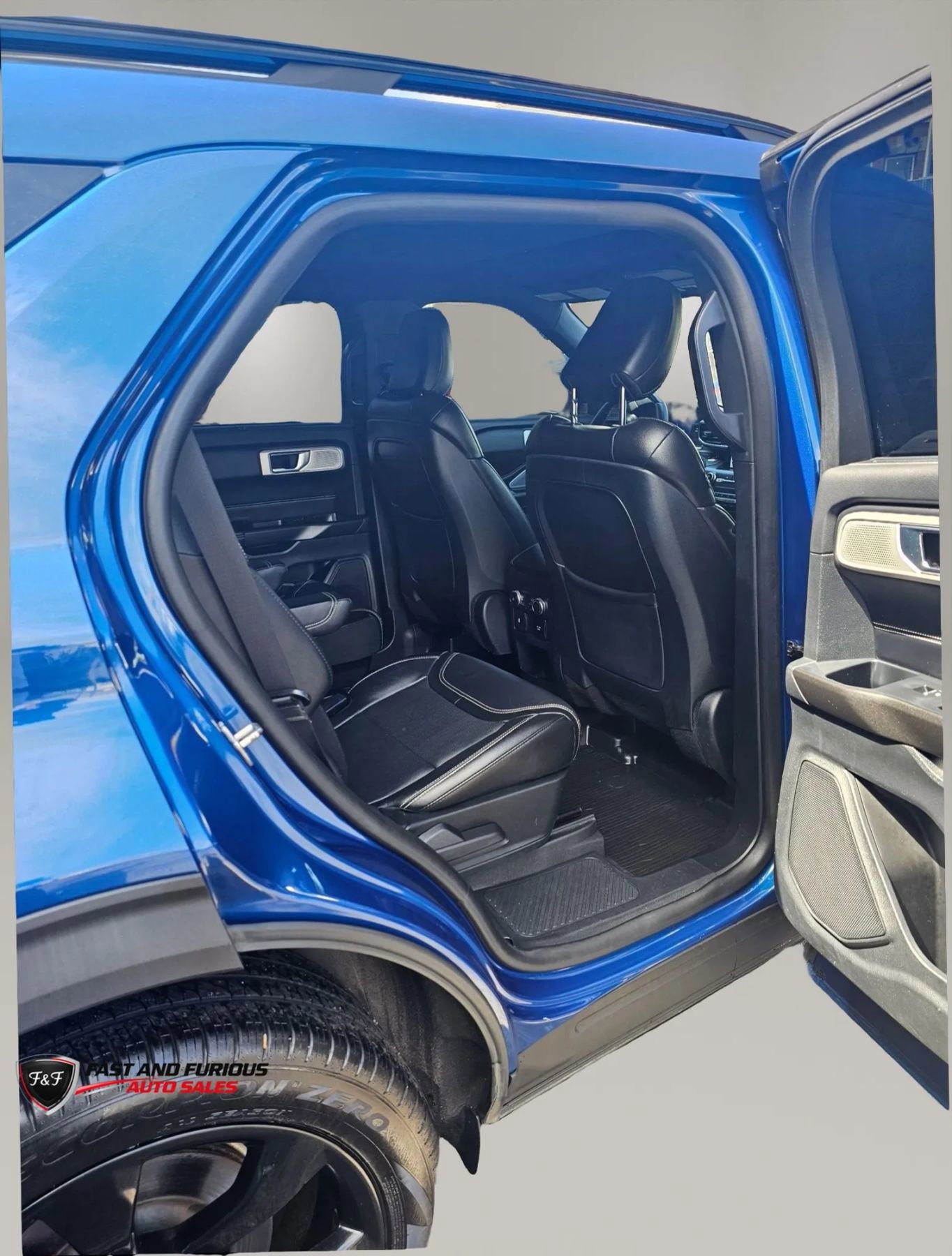 Used 2020 Ford Explorer ST w/ ST Street Pack AWD/4WD image 9