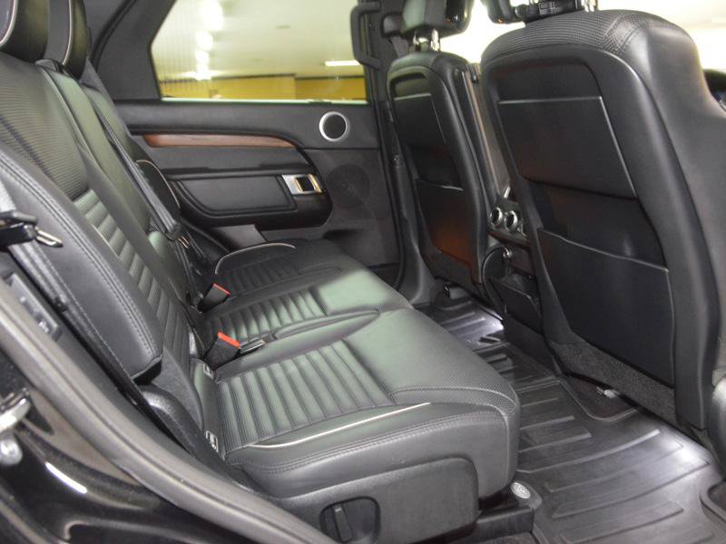 Used 2018 Land Rover Discovery HSE Luxury AWD/4WD image 31