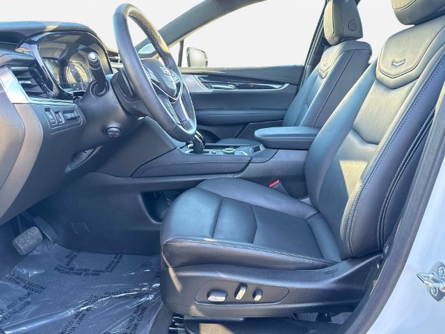 New 2026 Cadillac XT5 Premium Luxury w/ Driver Assist Package AWD/4WD image 17