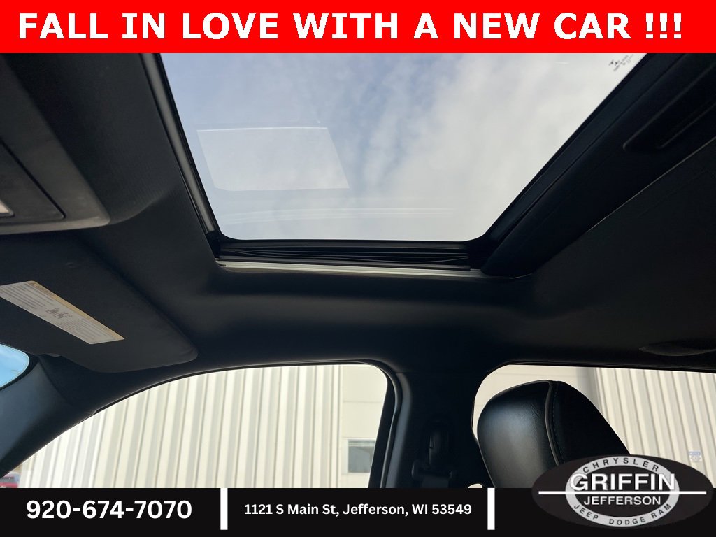 Used 2016 RAM 1500 Limited image 17