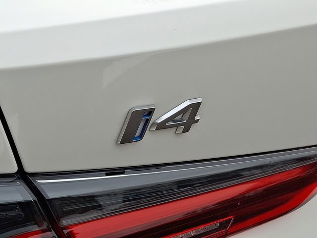 Used 2025 BMW i4 xDrive40i w/ Premium Package image 29