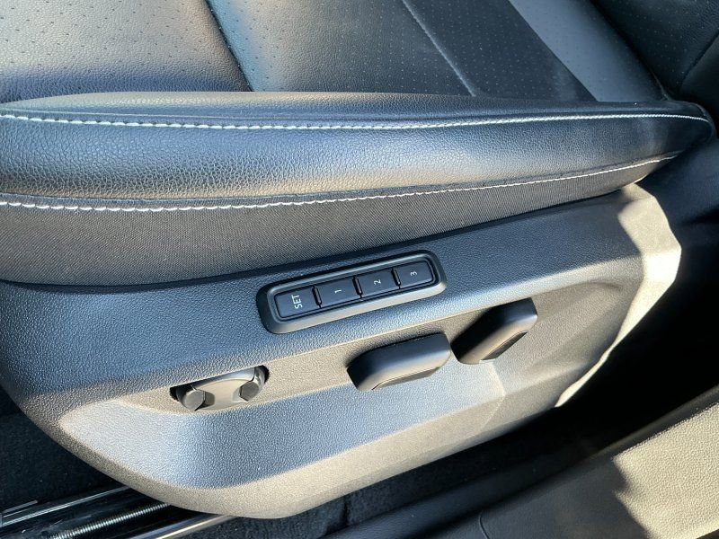 Used 2021 Volkswagen Atlas SEL image 12