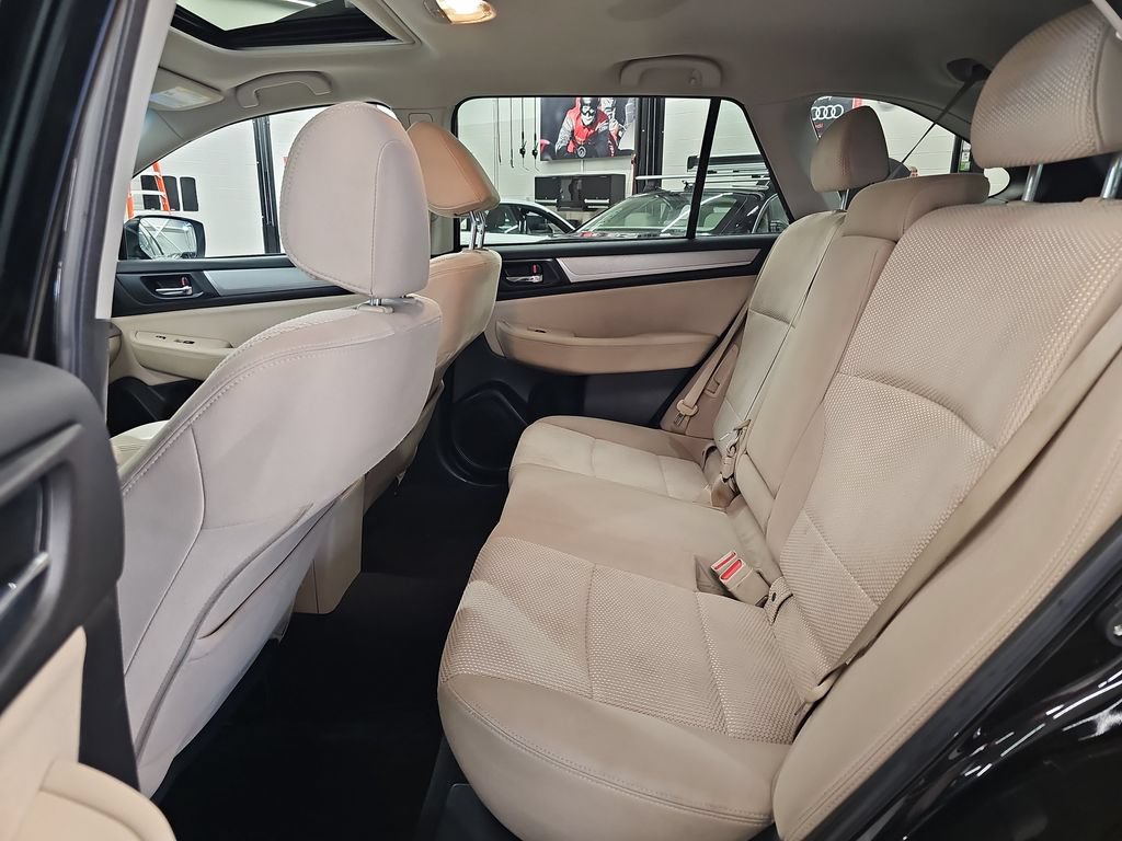 Used 2017 Subaru Outback 2.5i Premium AWD/4WD image 27