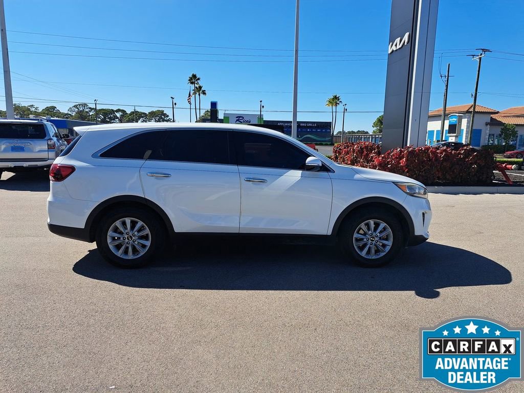 Used 2019 Kia Sorento LX image 4