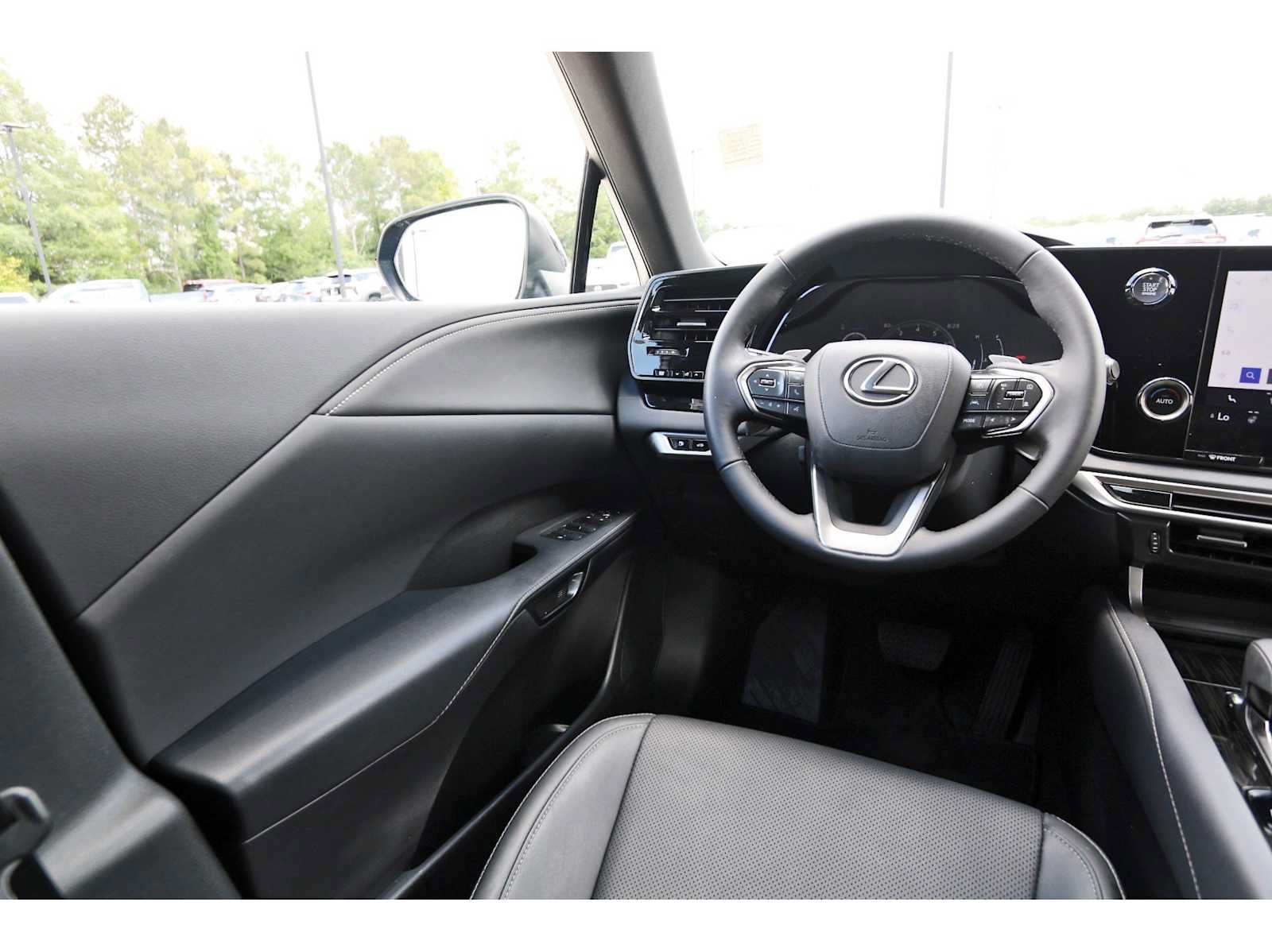 Used 2024 Lexus RX 350 FWD w/ Technology Package image 6