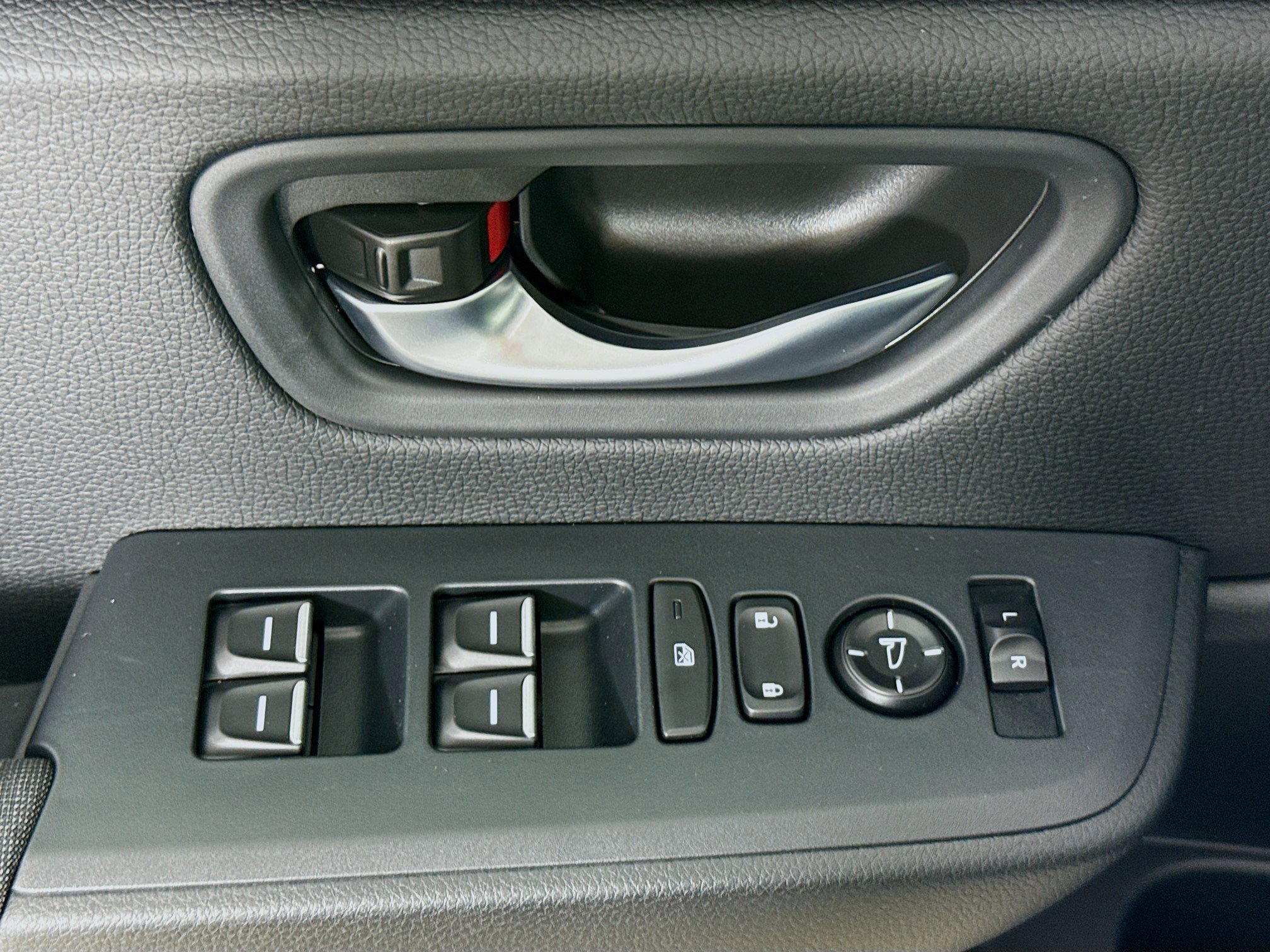 New 2026 Honda Pilot Sport image 21