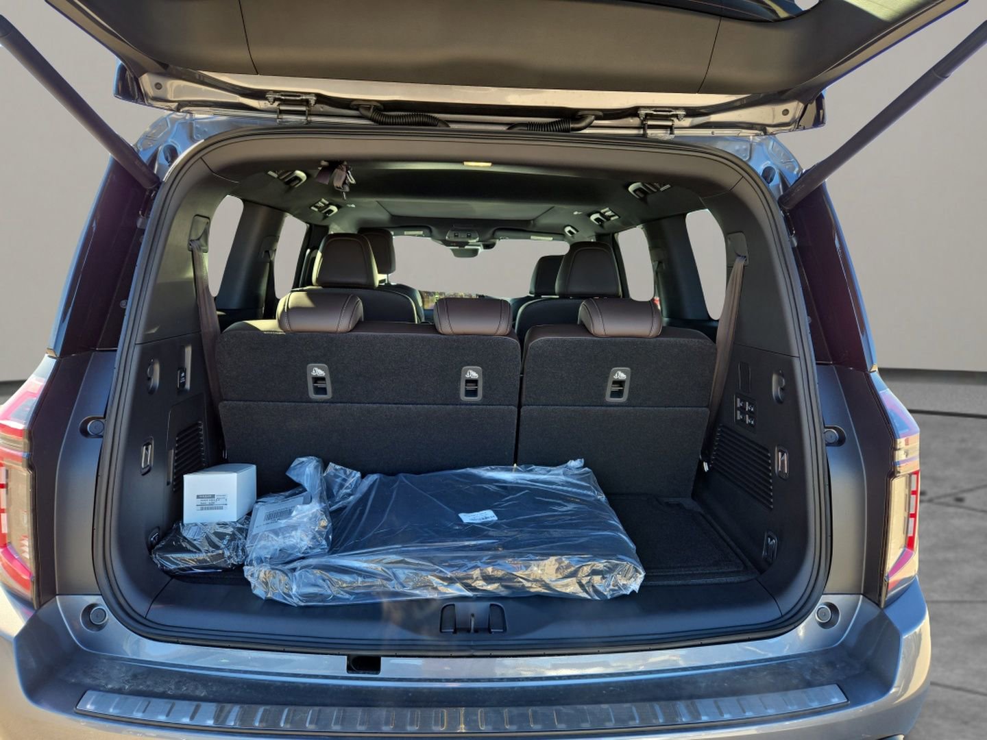 New 2026 Nissan Armada Platinum image 30