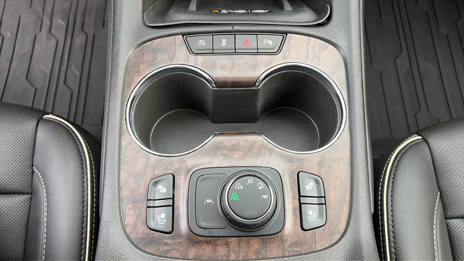 Used 2023 GMC Acadia Denali w/ Denali Ultimate Package image 20