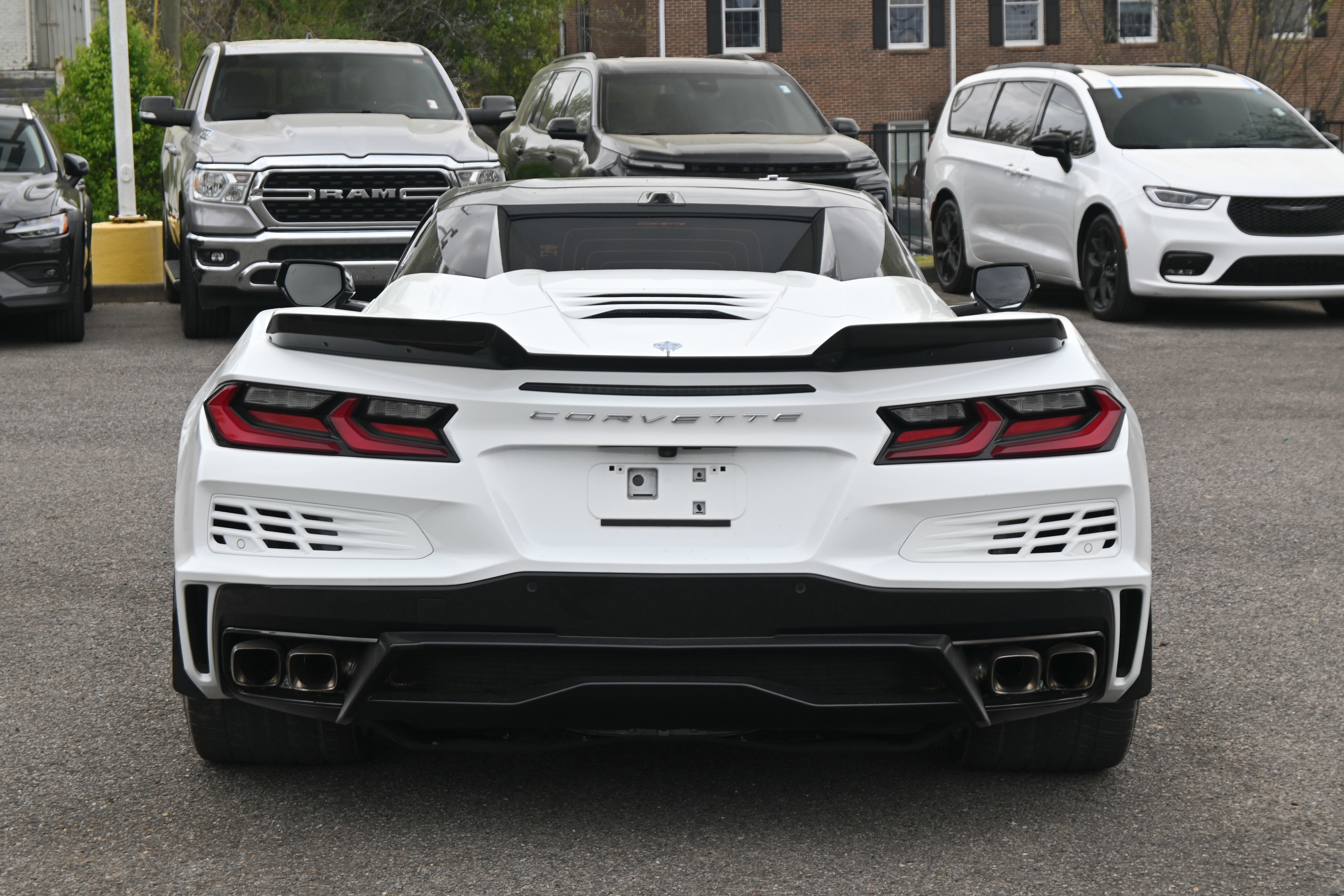 Used 2025 Chevrolet Corvette E-Ray w/ Stealth Interior Trim Package image 14