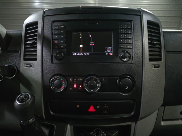 Used 2017 Mercedes-Benz Sprinter 2500 image 23