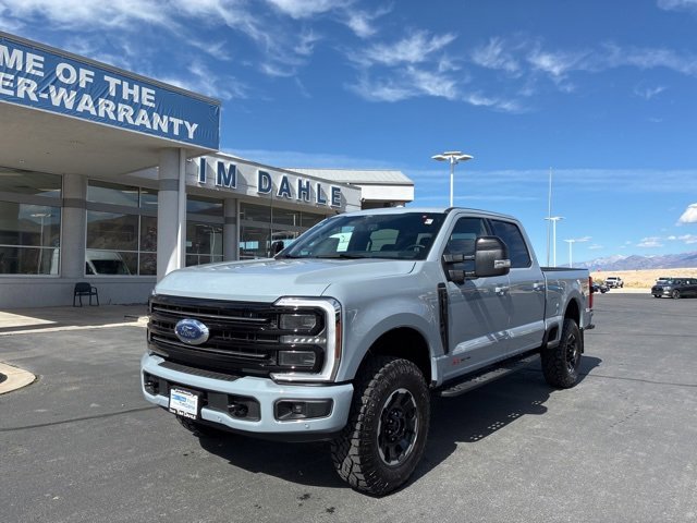 New 2026 Ford F350 Platinum image 2