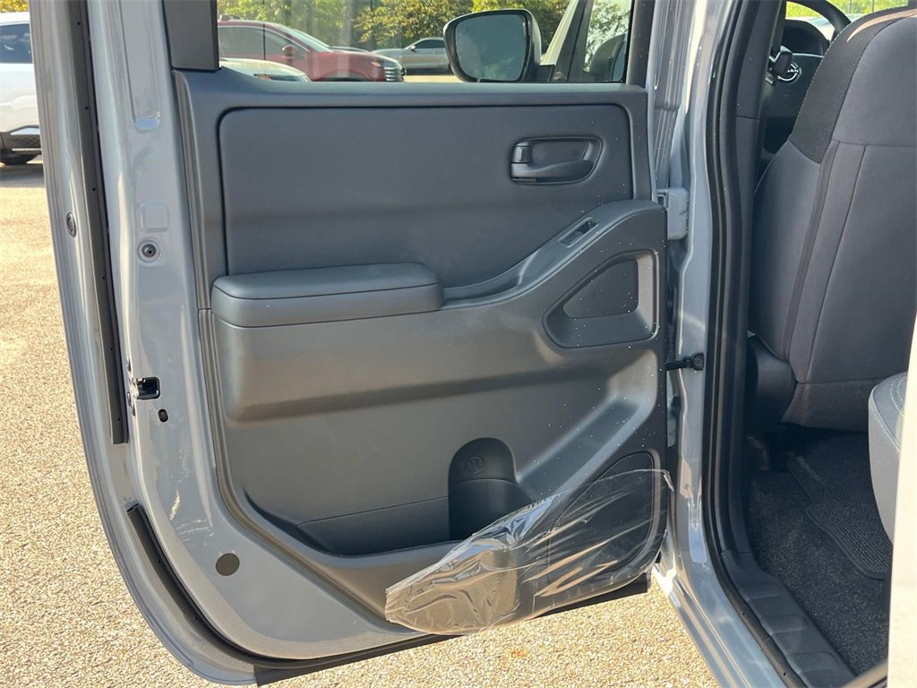 New 2026 Nissan Frontier SV image 19