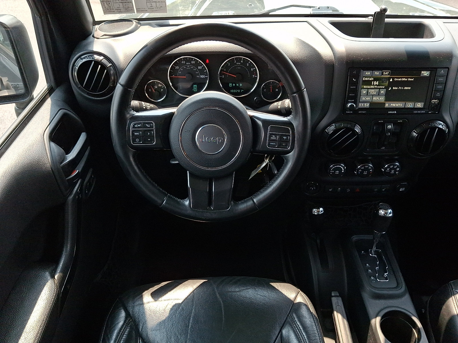 Used 2017 Jeep Wrangler Unlimited Sahara AWD/4WD image 12