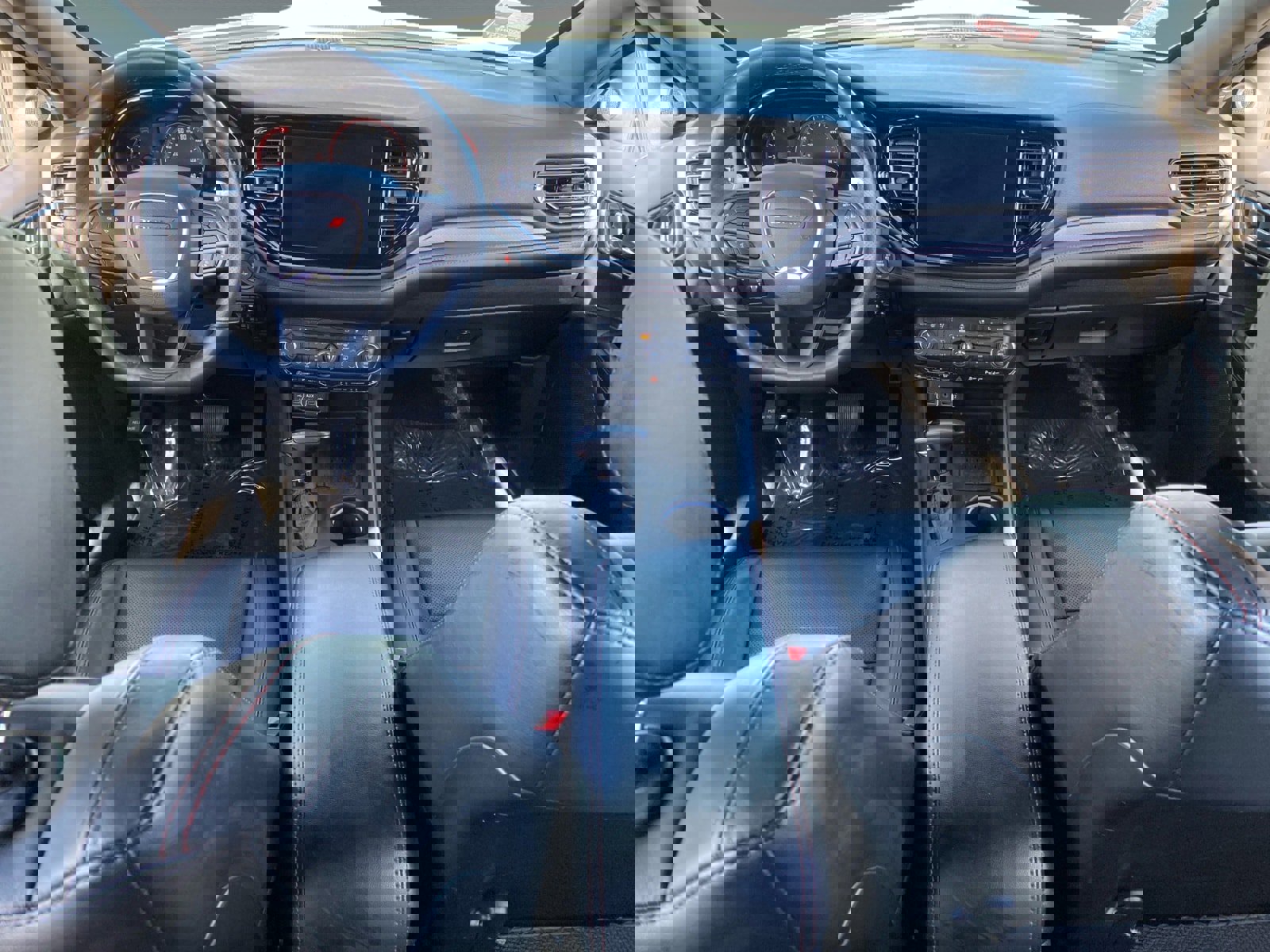 Used 2025 Dodge Durango GT image 10