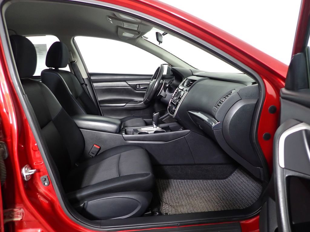 Used 2018 Nissan Altima 2.5 SR FWD image 34