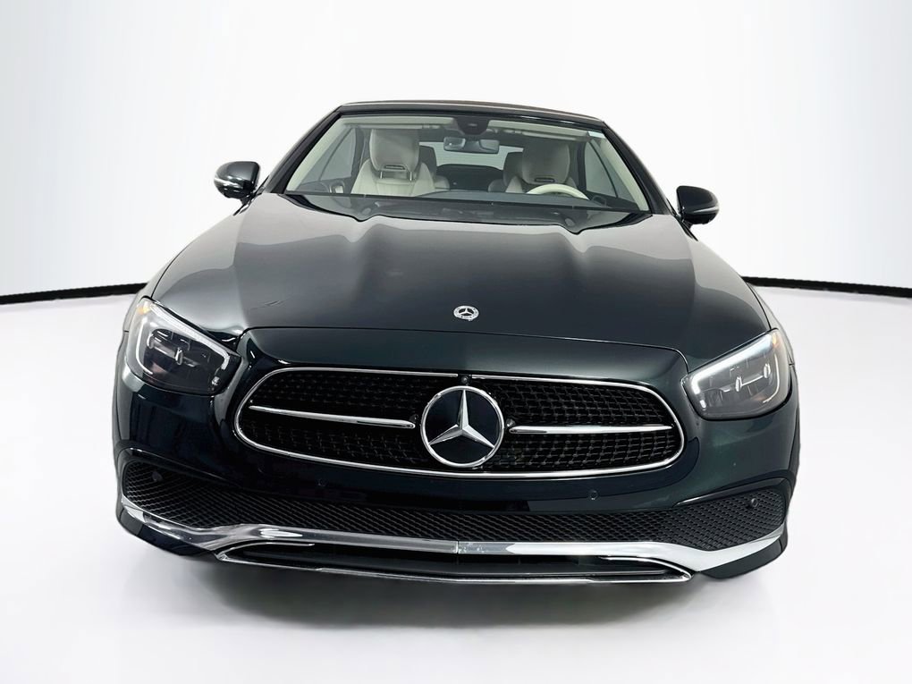 Used 2021 Mercedes-Benz E 450 Cabriolet image 2
