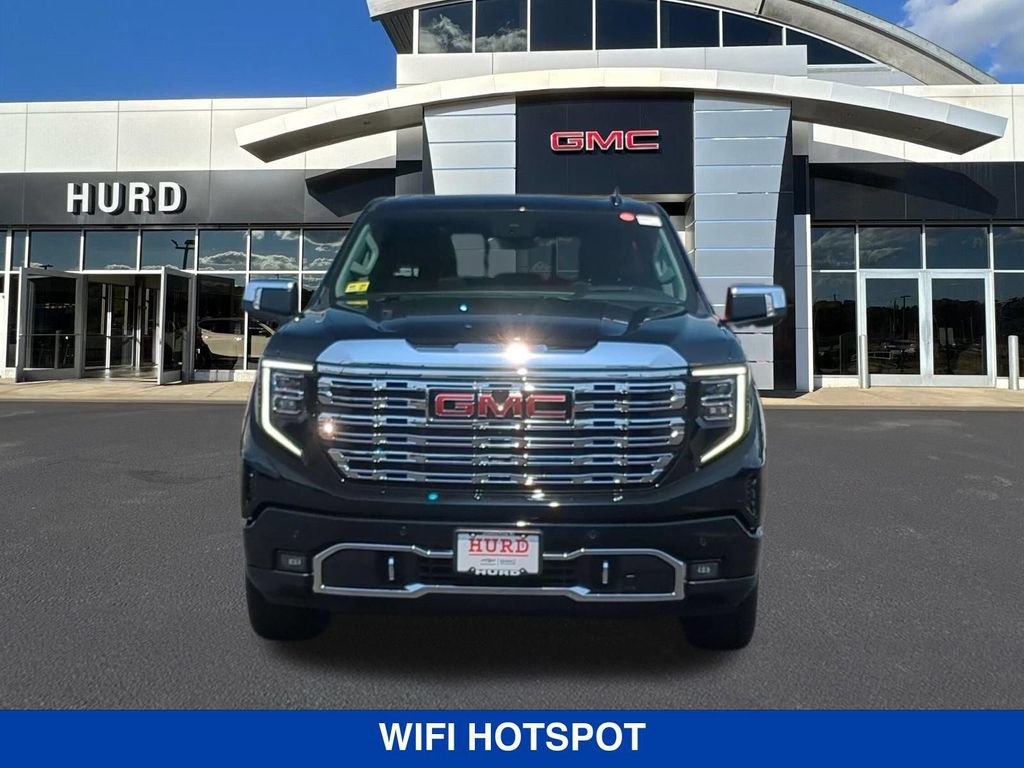 Used 2023 GMC Sierra 1500 Denali w/ Denali Reserve Package AWD/4WD image 10