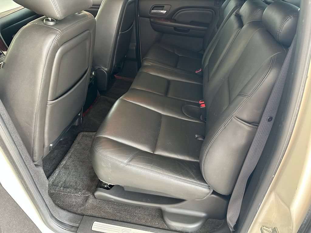 Used 2013 Cadillac Escalade EXT Premium AWD/4WD image 24