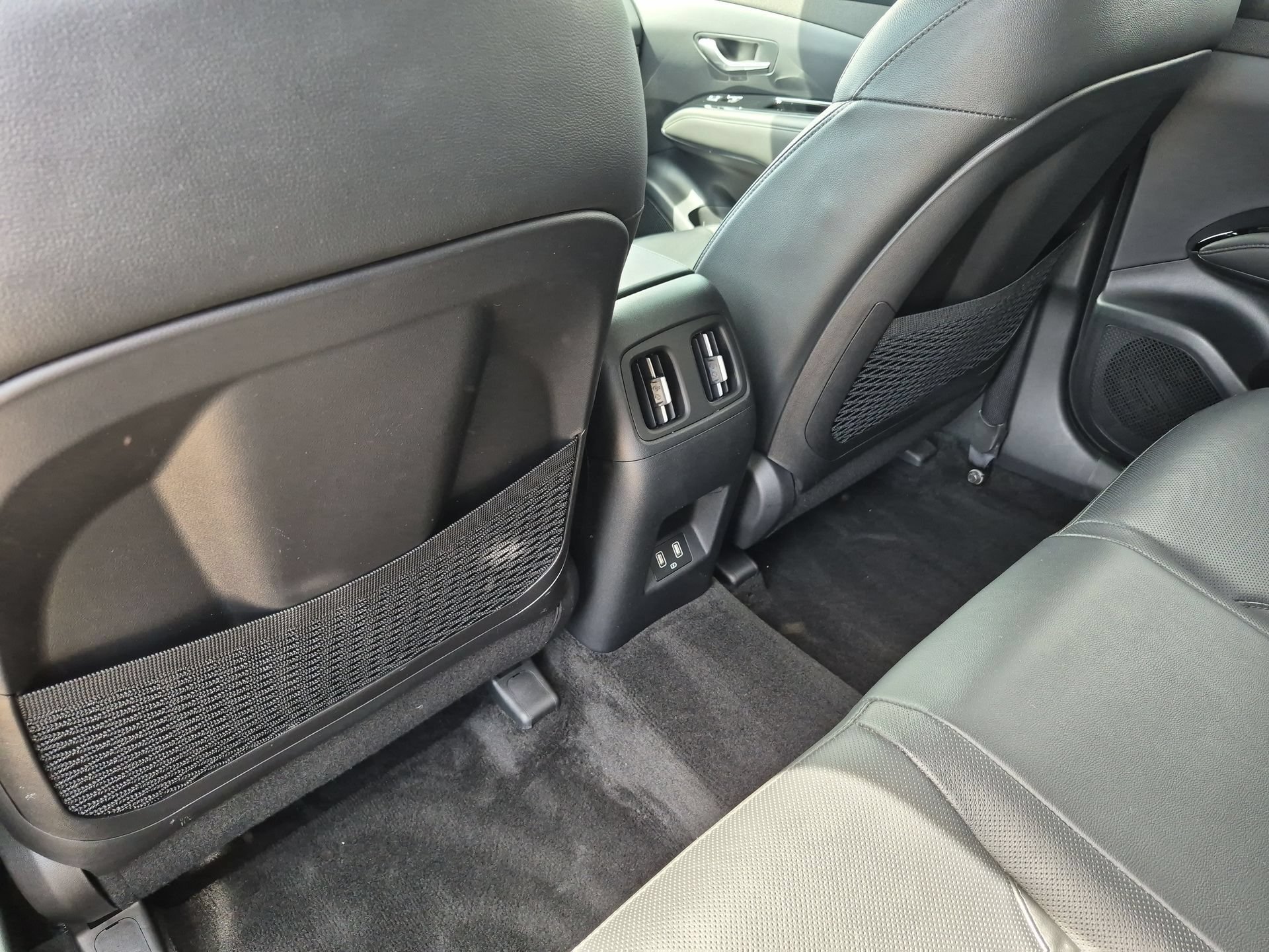 Certified 2023 Hyundai Tucson Limited AWD/4WD image 18