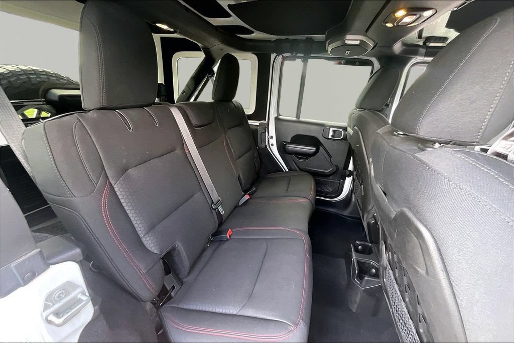 Used 2019 Jeep Wrangler Unlimited Rubicon w/ LED Lighting Group AWD/4WD image 27