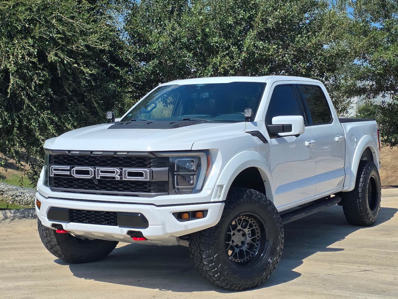 Used 2022 Ford F150 Raptor w/ Equipment Group 801A High AWD/4WD image 1