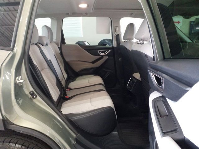 Used 2021 Subaru Forester Premium w/ Popular Package #1 image 16