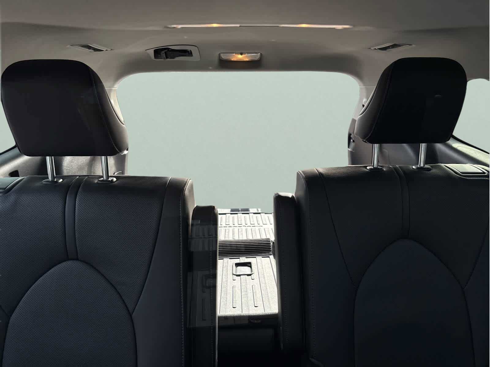 Used 2020 Toyota Highlander Limited image 37